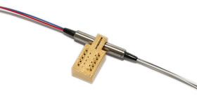 保偏机械式光开关